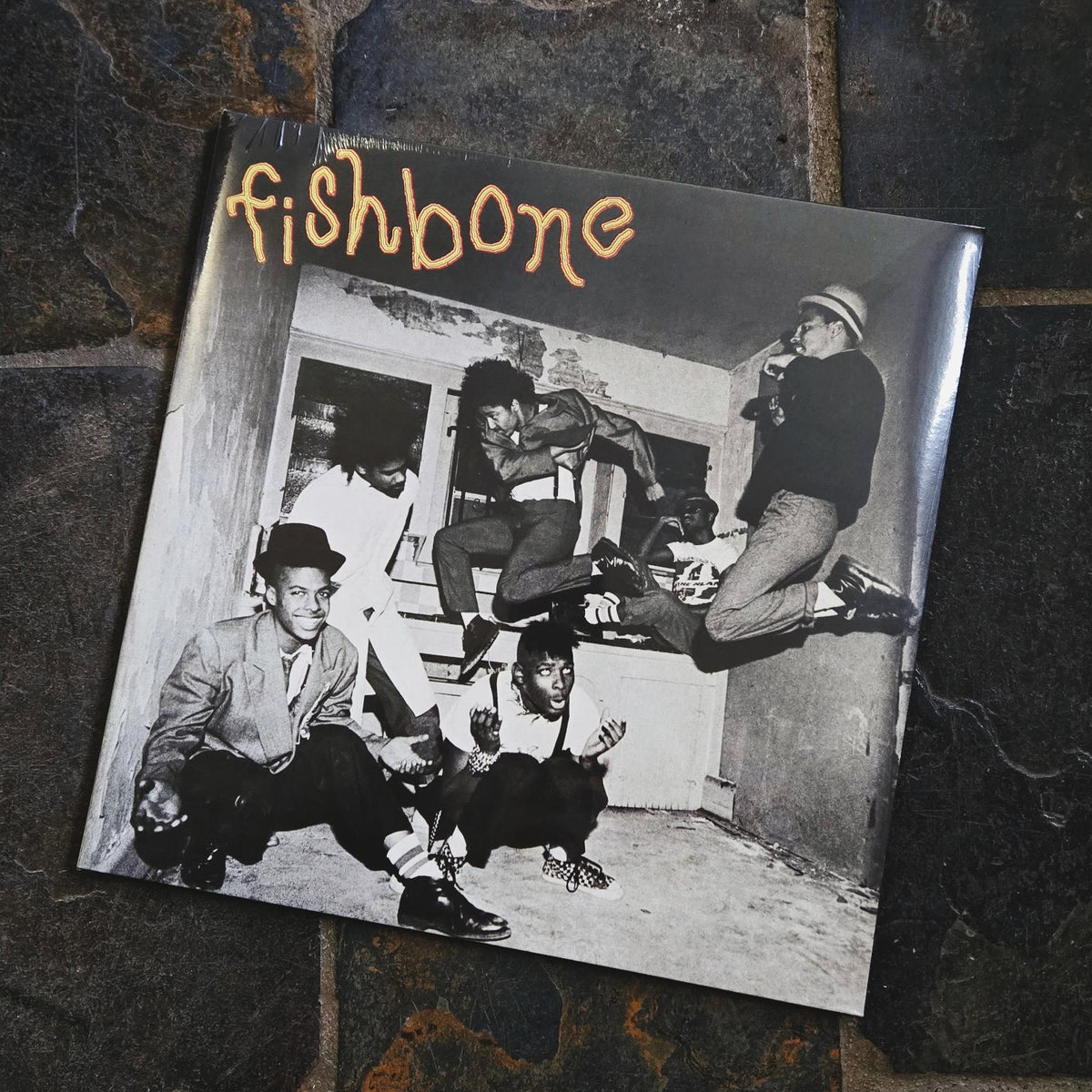 FISHBONE Collector's Pack [Signed Skateboard]